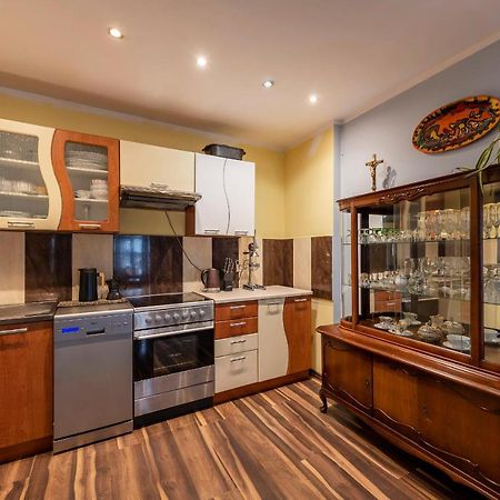 Apartament Artystyczny W Rynku. Lądek-Zdrój Esterno foto