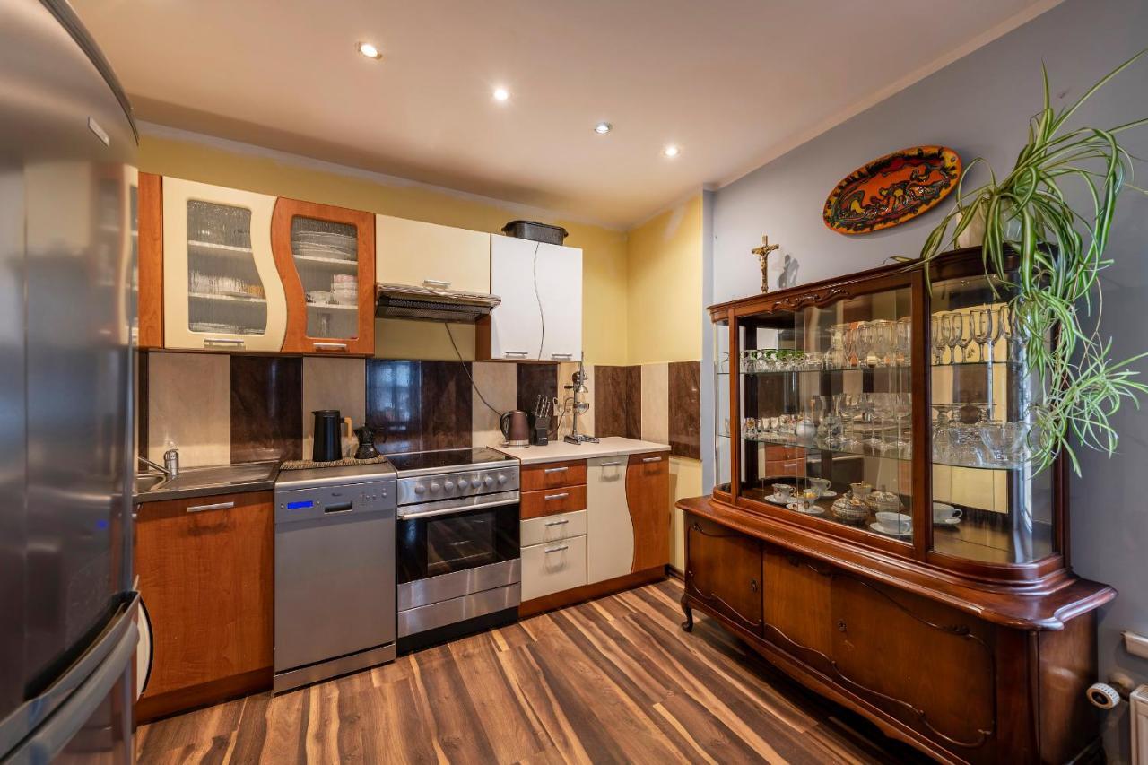 Apartament Artystyczny W Rynku. Lądek-Zdrój Esterno foto